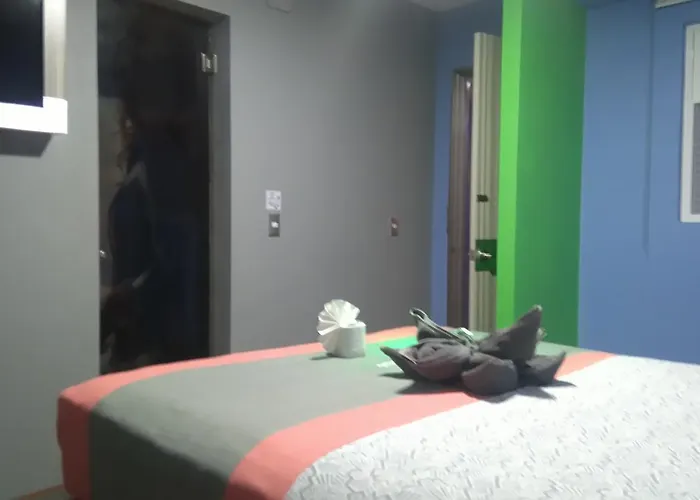 Hotel H - Eco Adults Only